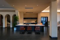 SUYE Hostel · Mountain Cottage (Xijiang Qianhu Miao Village West Gate Tourist Center Branch) - bar