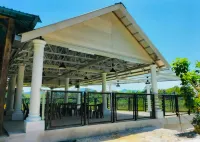 D'Rumah Bonda River View - parking