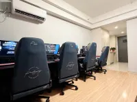 lue Whale Esports (Greenland Central Plaza Store, Bengbu) - Esports