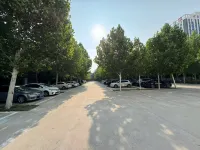 Zhonghao Hotel - Parkplatz