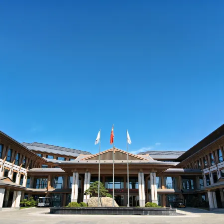 Linyi Fengming Lake Hotel