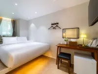 HOTEL LETS HAVEN Gwanghwamun Hotels near Sajikdan