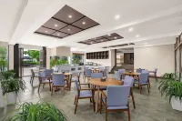 Super 8Preferred Hotel Guang'an Linshui Linzhou Square Store - 2 ดาว