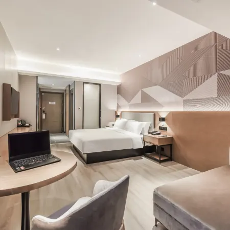 Borrman Hotel (Maoming High-Speed Railway Station Aiqinhai Shopping Park)