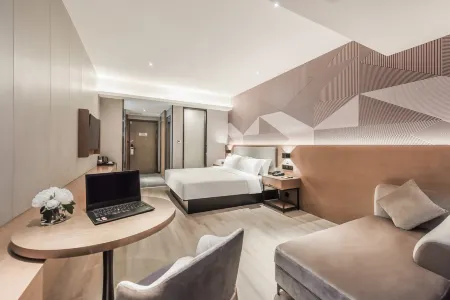 Borrman Hotel (Maoming High-Speed Railway Station Aiqinhai Shopping Park) Отели рядом со станцией Maoming Railway Station