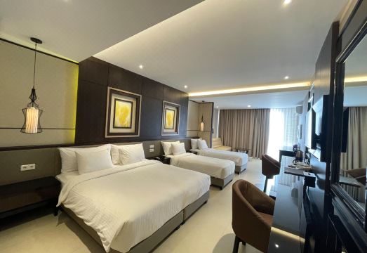 2. 수잔 스파 앤 ..