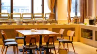 Vienna Hotel (Yanshan Qidu International Store) - breakfast