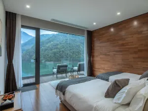 Lost Lodgre Guesthouse (Shendu Wubei)