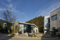 Mystic Realm Sanbao Design and Collection Homestay - สัตว์เลี้ยง
