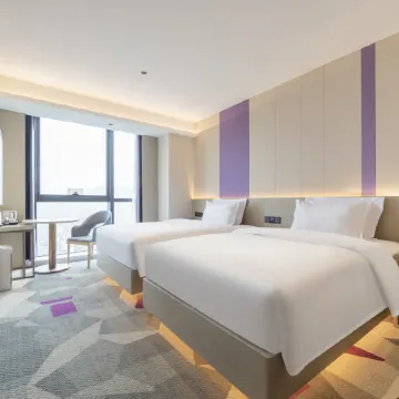 Lavande Hotel (Xianning Wenquan Center Huatan)