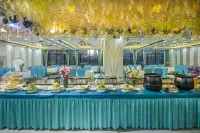 Pinzun International Hotel (Ganzhou District Zhangye West Station)