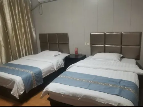 Jiangyin Snow Leopard Hotel