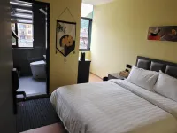 Super 8 Homestay