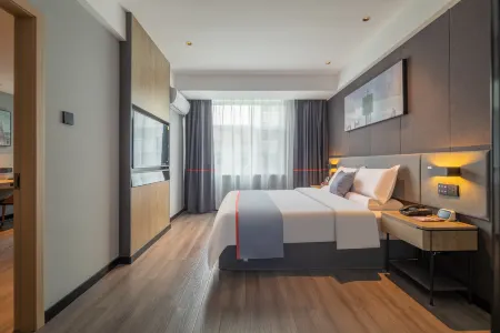 Junyi Hotel (Yuanwu'an Zhongxing Road) Отели в г. Уань