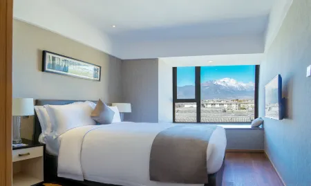 Lijiang Jinlin Howard Johnson Hotel (Shuhe Ancient Town Shop)
