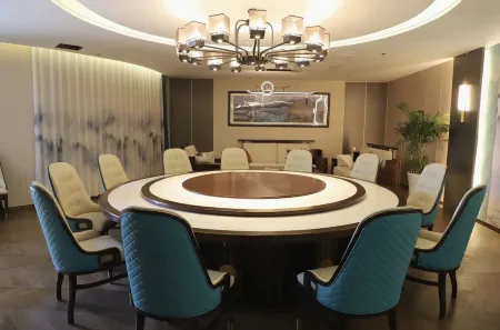 Wangmangling Yunshang Hotel Отели рядом с достопримечательностью «Wangmangling Mountain Scenic Spot»