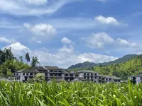 Jingning Daji Township Yunchujian Homestay Отели рядом с достопримечательностью «Сяо Цуй»