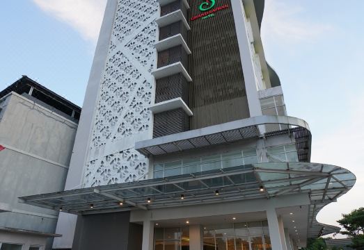 5. 그랜드 사프란 ..