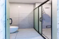 Shidongjin Art Hotel (Xixia Yigao Branch) Hotels in Xixia