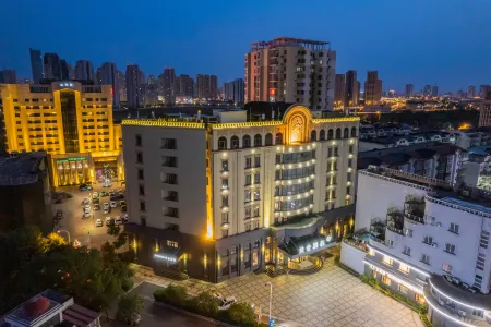 Tianjin Binhai Development Zone Madison Hotel