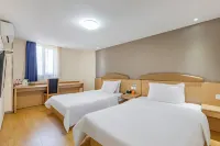 7Days Inn Chain Hotel (Wuhan Jianghan Road Jiqing Street Subway Station) Hotels near Jianghan Road Pedestrian Street