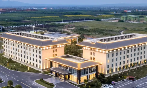 Baoji Fufeng County DiJianNanShan Hot Spring Hotel (Famen Cultural Scenic Area)