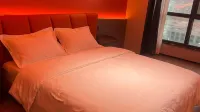 Xiangxiang Huining E-sports Homestay