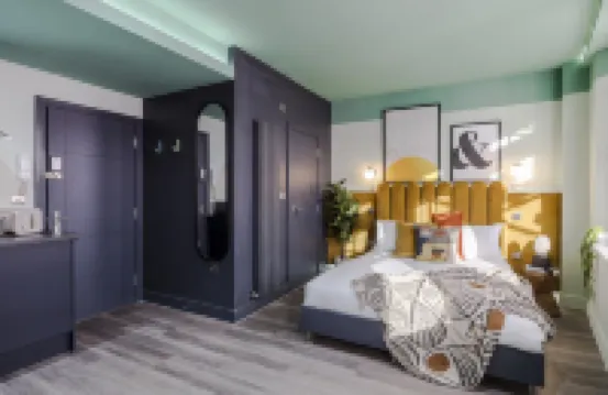 يور أبارتمنت آي بريكستون Hotels near هيرن هيل