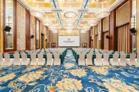 River & Holiday Grand Rezen Hotel Yunyang Hotels in Yunyang County