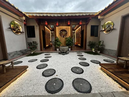 Hanwenfu Inn Отели рядом с достопримечательностью «Chaozhou Administration College»