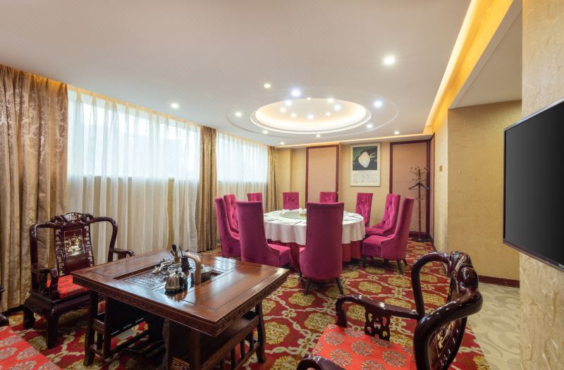 Yijia International Hotel photo 3