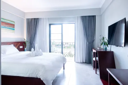 Solar Hotel