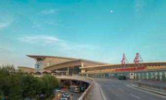 Yunlan Hotel (Taiyuan South High-speed Railway Station Wusu Airport)