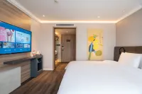 HanTing Hotel (Qingdao Jiaozhou Jiaodong Airport Yangguang Building)