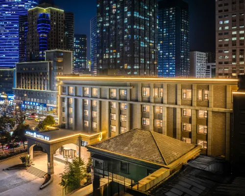 徐州蘇寧廣場淮海路亞朵S飯店 九龙湖附近的飯店