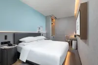 麗怡飯店（通化萬達廣場店）