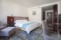 Jiuhuashan Center Hotel