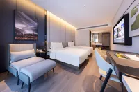 Atour Hotel Xinxiang East Station Pingyuan Road Hotels in Xinxiang