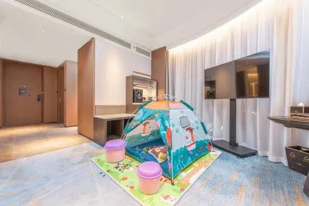 Howard Johnson China Communications Construction Plaza Chongqing Отели рядом с достопримечательностью «College of Science and Technology， Chongqing University»