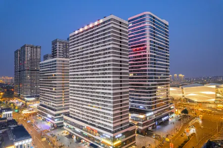 Muju Huayu Hotel (Natural Museum of Science and Technology University) Отели рядом с достопримечательностью «Чэнду Политехнический университет»