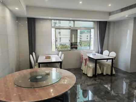 Datian Fuhua Business Hotel Отели в г. Датянь