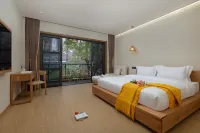 Tranquil Maple Residence Embracing Nature View Resort - balcony