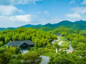Giraffe Manor Hotel