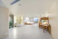 Jimiyun Hotel (Qingdao Golden Beach Wuyue Plaza) - balcony