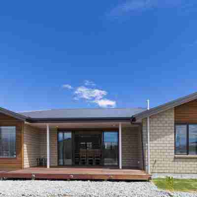 Hunter Hunter Hotel Exterior