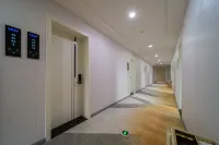 Yiting Hotel (Baiyun Middle Road Metro Station Guiyang Happy World)