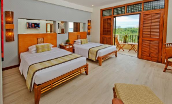 Costabella Tropical Beach Hotel