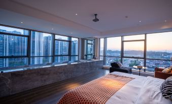 Leshan Yunshang bathing pool Hotel (Shihao Plaza Store of Leshan High speed Railway Station