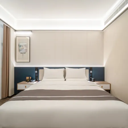 Baizhu Hotel (Taixing Middle School Branch on Zhenhuai Road)