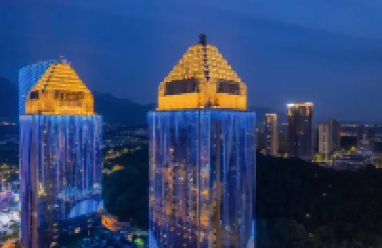 Rosewood Tonglu City Center Hotels near Daqishan National Forest Park